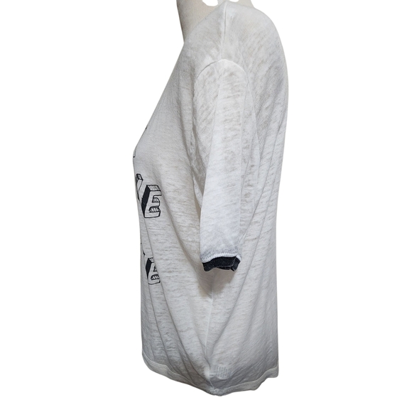 Wild Kiss White Graphic Print Womens MEDIUM T-shirt Think Positive Be Positive - Picture 7 of 9